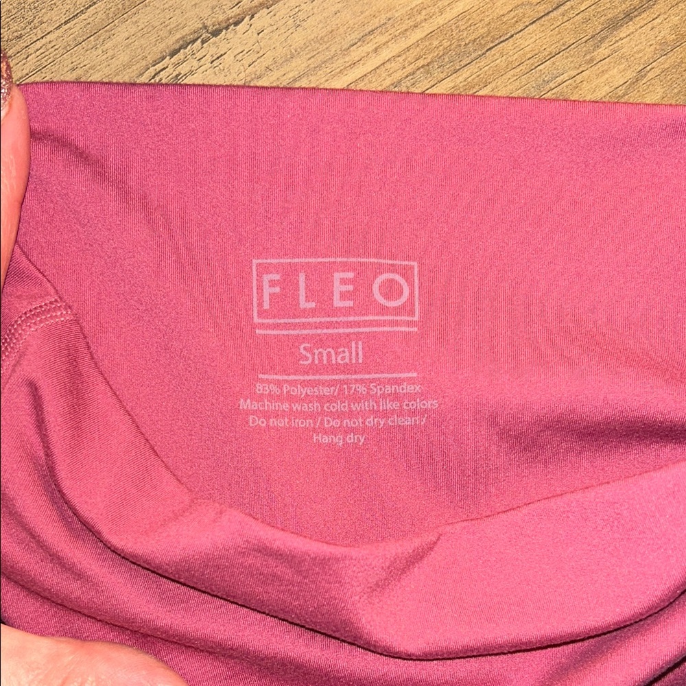 Fleo Raspberry Leggings - Picture 3 of 4